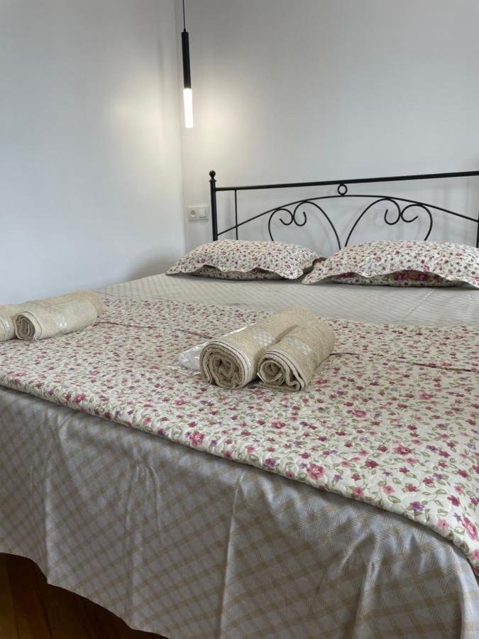 Apartment 2 Minutes From The Sea باتومي المظهر الخارجي الصورة